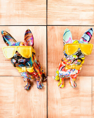 Färgglad Bulldog med Glasögon - Unik Inredningsdekoration, dekorativ figur som present, personalisering med gravyr