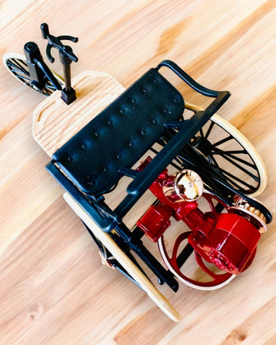 Retro Trehjulig Benz Patent-Motorwagen - Samlarmodell, personalisering med gravyr som present