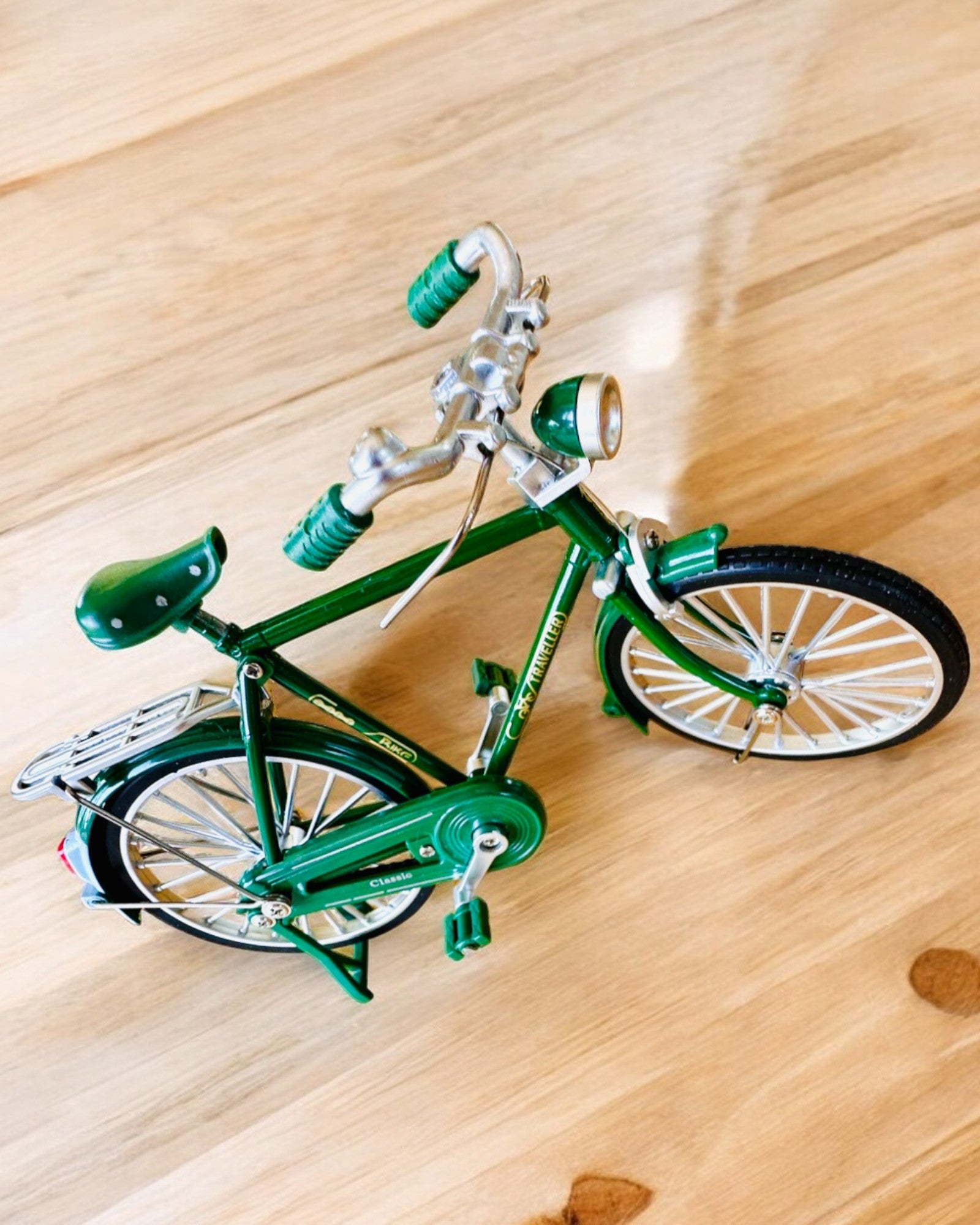 Cykelmodell "Retro Classic" - Miniatyr med Gravyr, perfekt som present