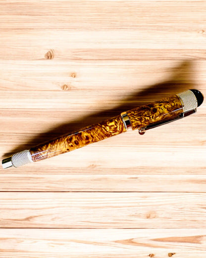 Elegant penna "Majestic" med möjlighet till personalisering som present, 2 färgvarianter att välja mellan