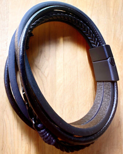 Armband "Orzeł" med graveringsalternativ, 3 färgvarianter