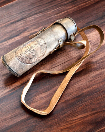 Premiumkikare "Voyager" med graverad kikare och fodral av äkta läder, möjlighet till personlig gravyr som present