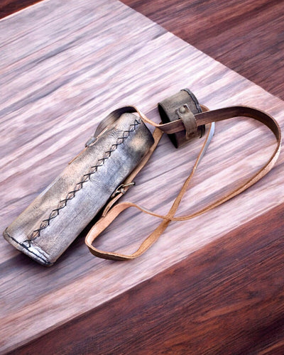 Premiumkikare "Voyager" med graverad kikare och fodral av äkta läder, möjlighet till personlig gravyr som present