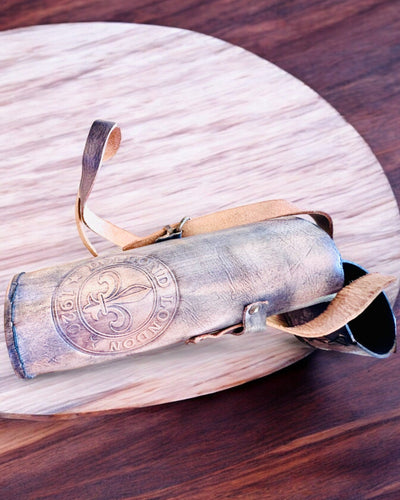 Premiumkikare "Voyager" med graverad kikare och fodral av äkta läder, möjlighet till personlig gravyr som present