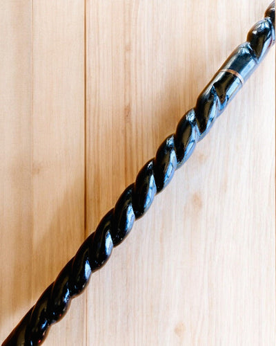 Promenadkäpp "Majestätens Käpp" Trä Handgjord, möjlighet till gravyr, 2 alternativ att välja mellan