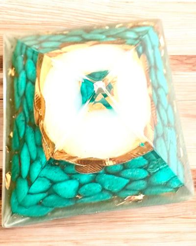 Orgonitisk energipyramid "Harmonia Turmalinu"