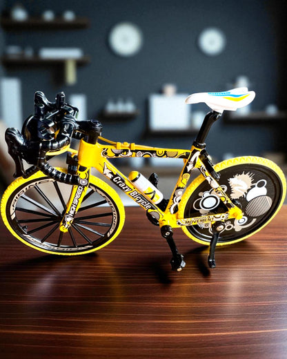 Miniatyrmodell i metall av samlarcykel "Speed Rider 1.2" – personalisering med gravyr som present, 2 färgvarianter