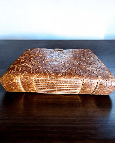 Läderanteckningsbok Vintage "Floralis" – handpräglad, 400 sidor, möjlighet till gravyr, 2 varianter