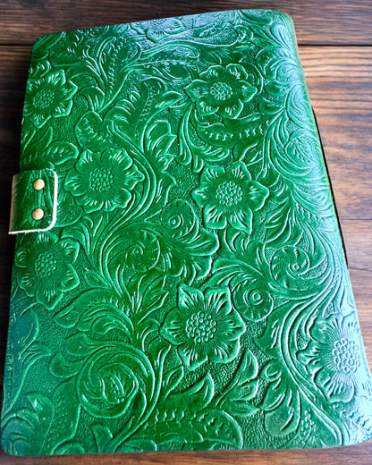 Läderanteckningsbok Vintage "Floralis" – handpräglad, 400 sidor, möjlighet till gravyr, 2 varianter