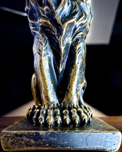 Lejonkungen – Kompakt 14.5 cm dekorativ figur med graveringsalternativ som present