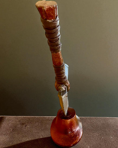 Storm Relic – dekorativ hammare med bas, 26 cm, handgjord, möjlighet till anpassning med gravyr som present