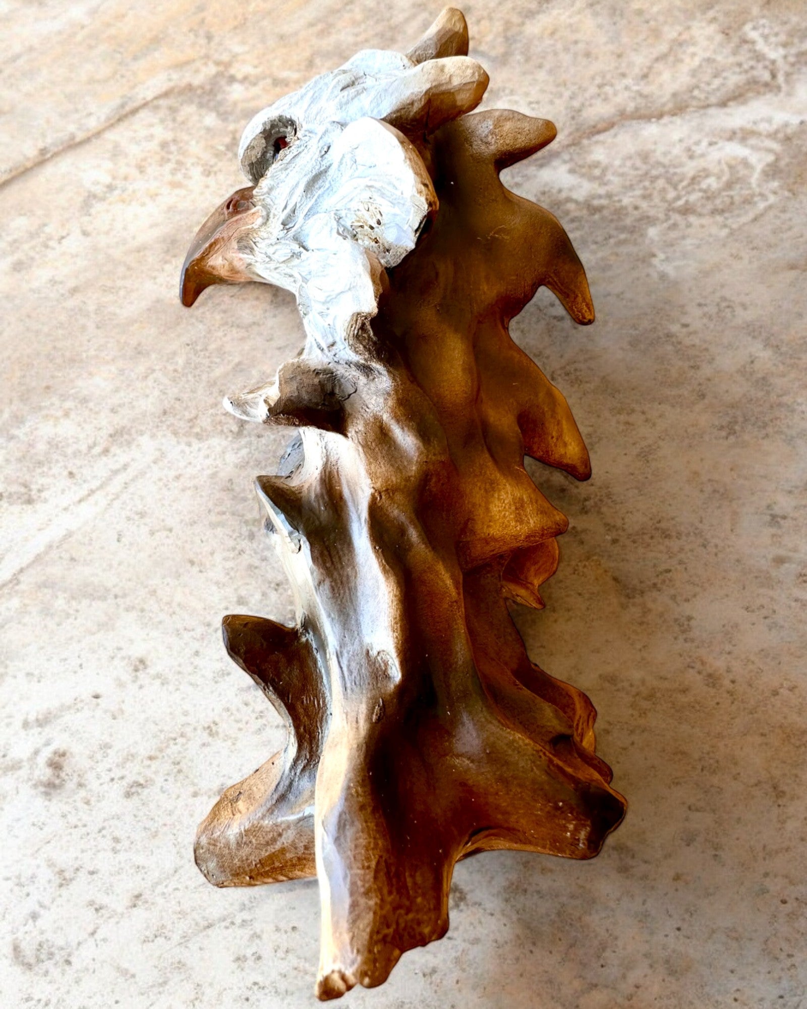 "Orzeł Wolności" - Skulptur i harts med möjlighet till gravyr som present, 26,5 cm hög