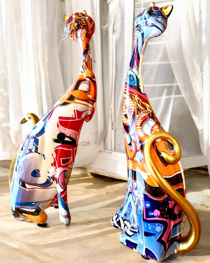 Abstrakta Kattfigurer "ArtCats", Handmålade, Harts – 25 cm, 2 st.