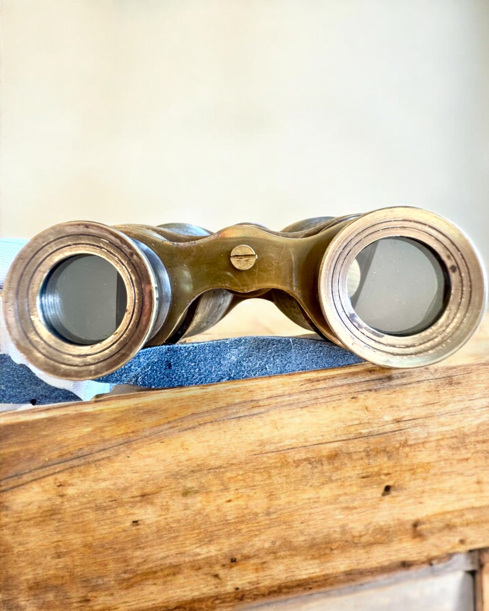 Kikare med läderfodral Victorian's Eye, 11 cm Mässing, Handdekorerad, personalisering med gravyr som present