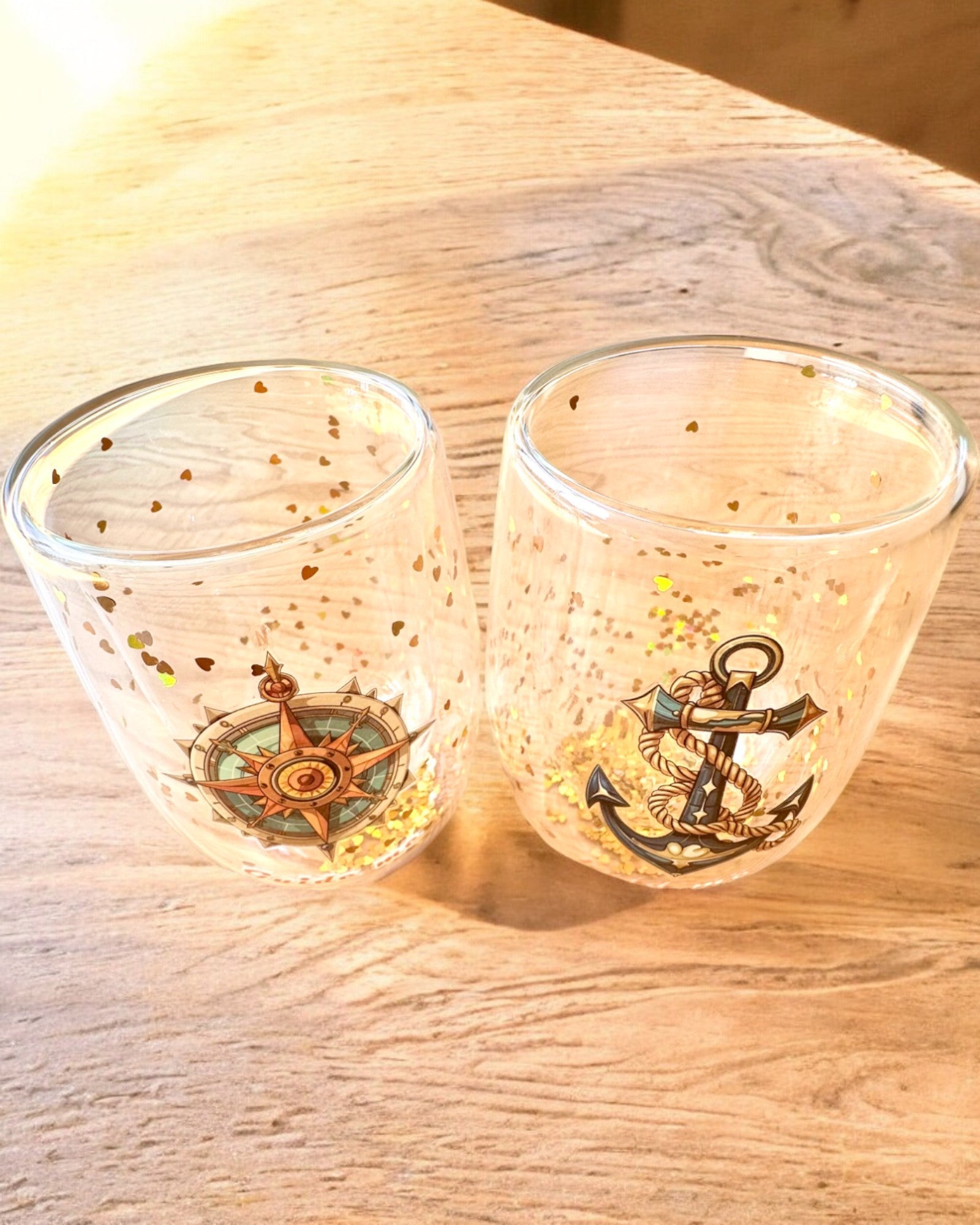 "Nautical Dreams" glas med dubbla väggar och guldflingor - set om 2 st., 300 ml kapacitet, möjlighet till personlig gravyr
