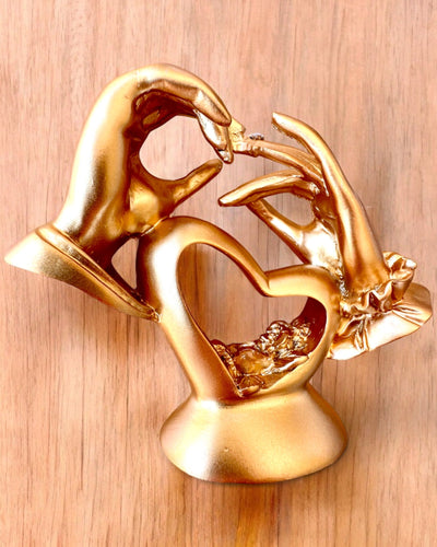 Figur "Beröring av Kärlek" 10 cm hög, med Graveringsalternativ som present