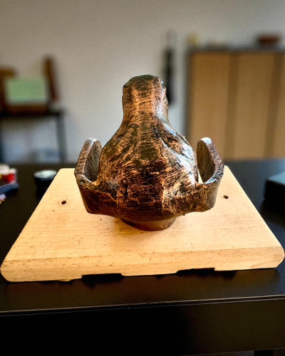 Mässingskrok Hundvän, handgjord, möjlighet till anpassning med gravyr på trä