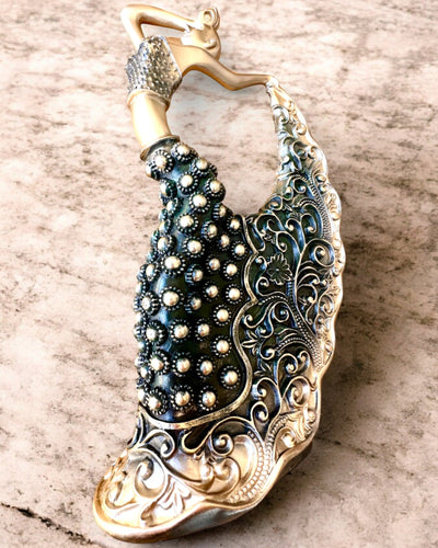 Elegant skulptur "Tancerka Złotego Blasku", 29 cm hög, med möjlighet till gravyr som present