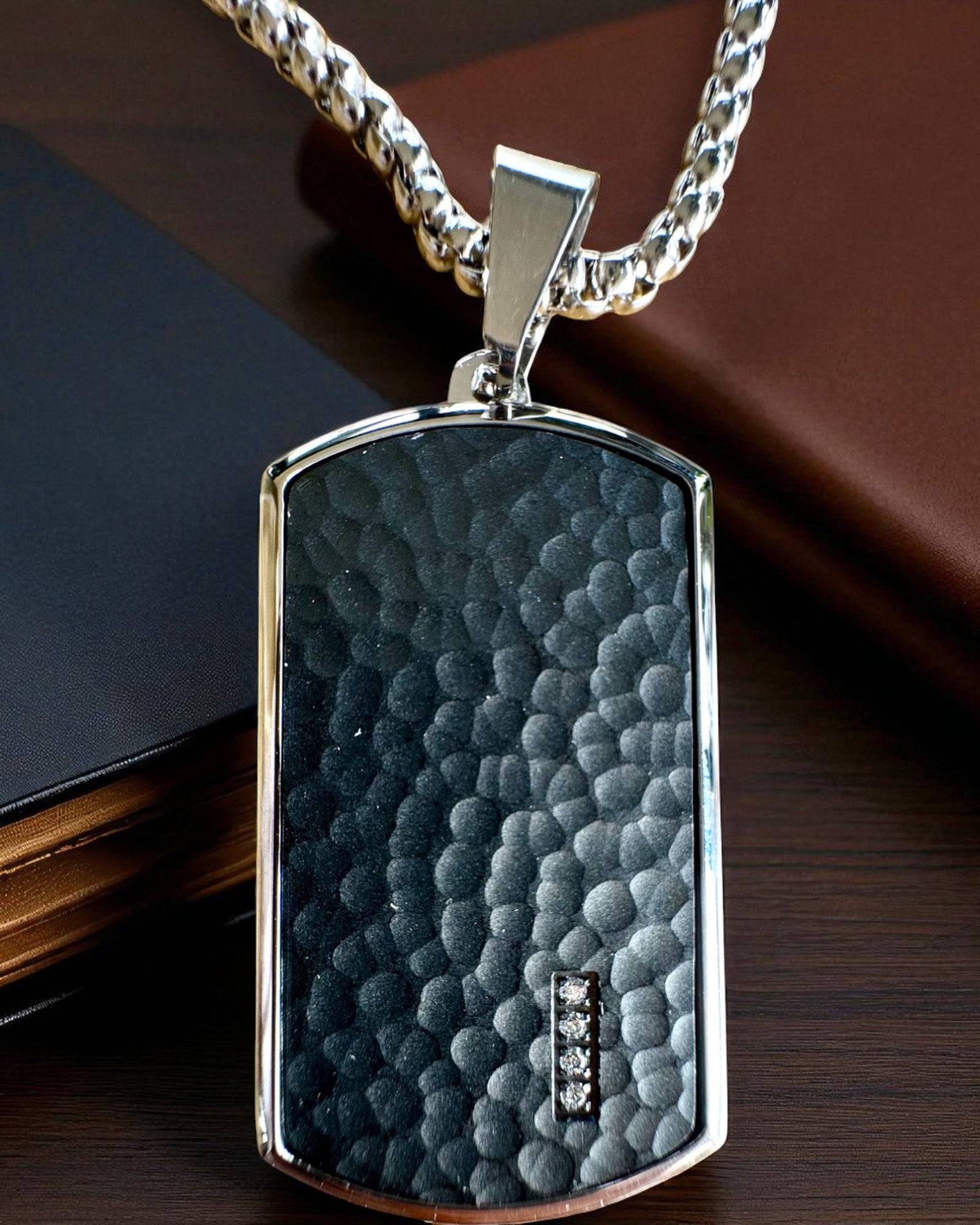Herrhalsband Dog Tag "SteelVision" – rostfritt stål, 15 varianter, anpassning med gravyr