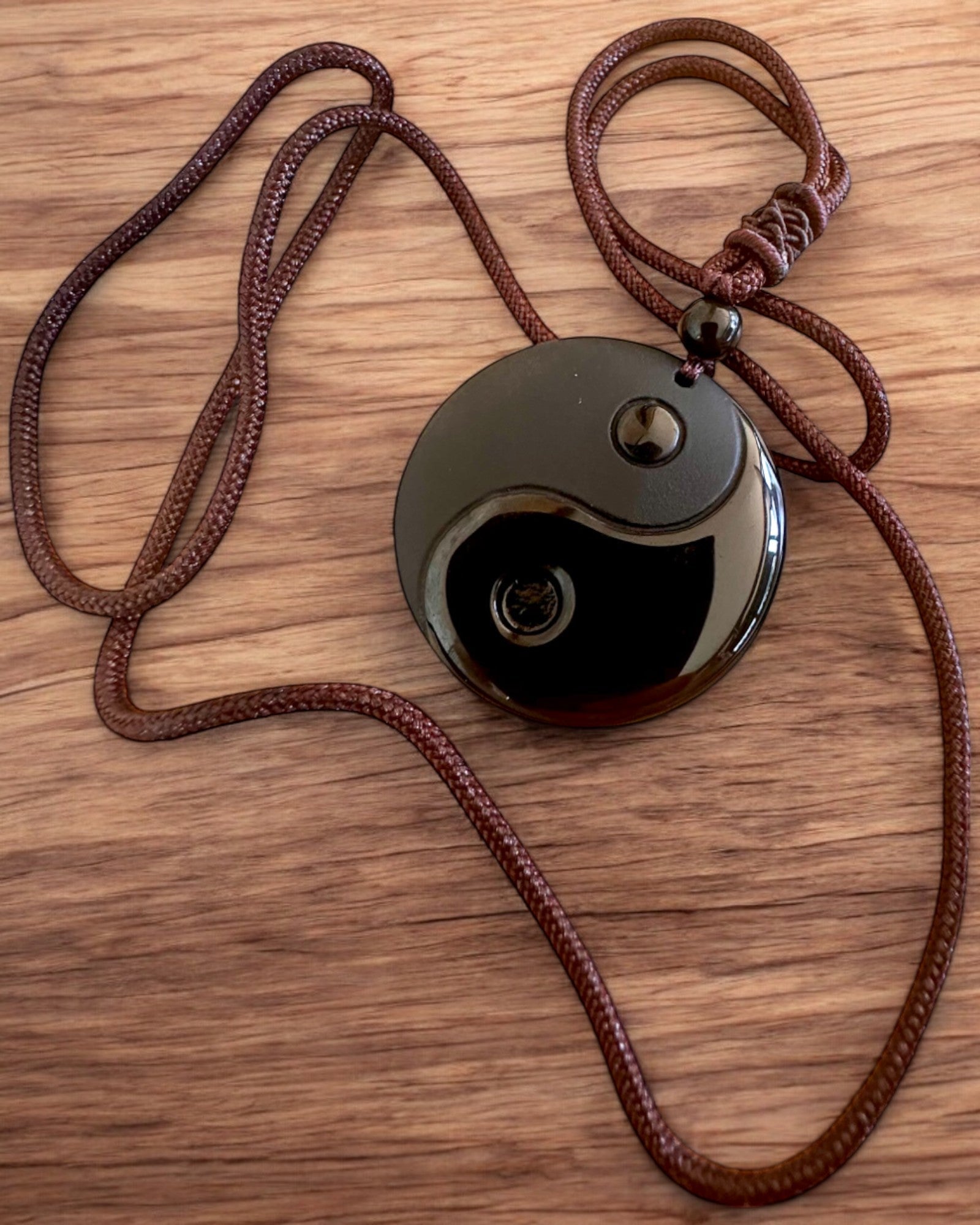 Boho-halsband med Obsidian Yin Yang Tai Chi, möjlighet till personlig gravyr som present