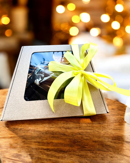 Intentionell sojavaxljus 250 ml med naturlig sten – välj din energi: Citrin eller Granat, personlig gravyr som present