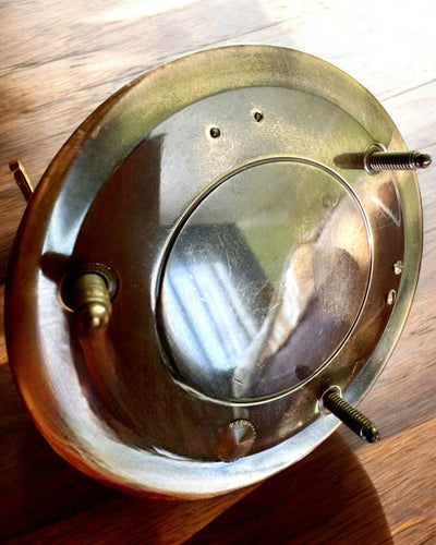 Kaptens Kompass Explorer 2 – möjlighet till personlig gravyr som gåva, finns i 2 färgvarianter