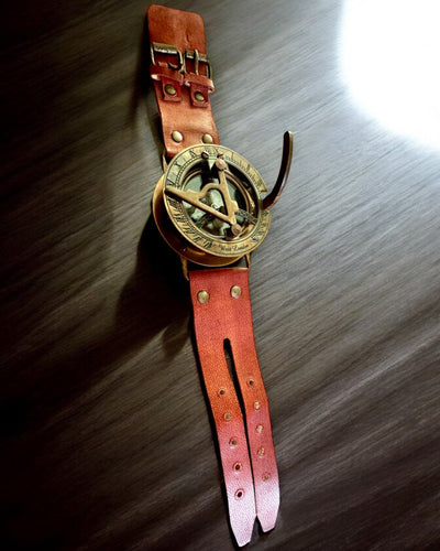 Solur "Antik Kompass", armbandsur med kompass, möjlighet till personlig gravyr