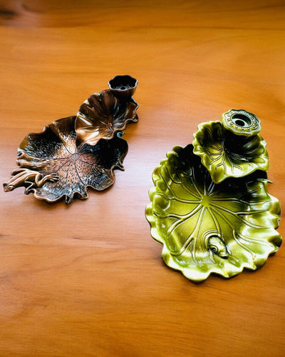 Elegant metallisk rökelsehållare Lotusblad - 4 varianter att välja mellan, möjlighet till personlig gravyr som present