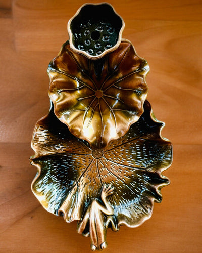 Elegant metallisk rökelsehållare Lotusblad - 4 varianter att välja mellan, möjlighet till personlig gravyr som present