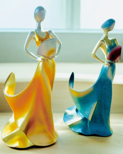 Elegant Flaskhållare - Damstaty - personlig gravyr, 2 varianter att välja mellan