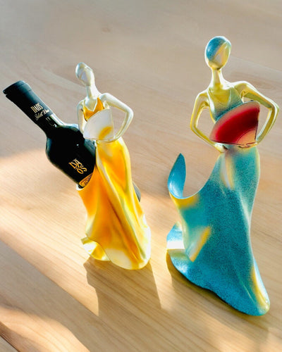 Elegant Flaskhållare - Damstaty - personlig gravyr, 2 varianter att välja mellan