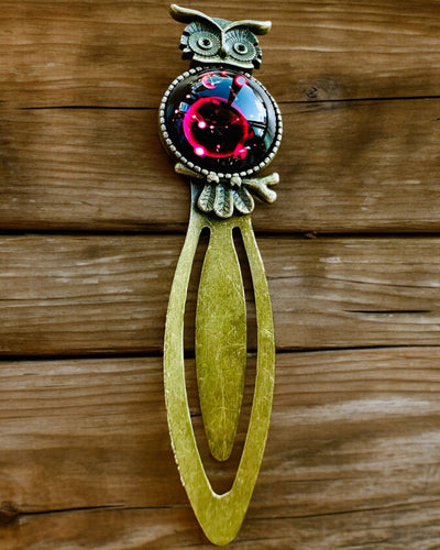 Bokmärke "Uggla med Konstellationer" - 12 varianter att välja mellan, personalisering med gravyr