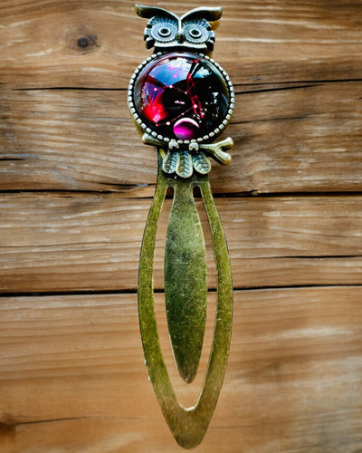 Bokmärke "Uggla med Konstellationer" - 12 varianter att välja mellan, personalisering med gravyr