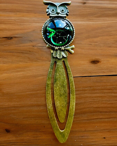 Bokmärke "Uggla med Konstellationer" - 12 varianter att välja mellan, personalisering med gravyr