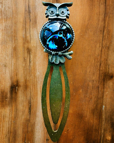 Bokmärke "Uggla med Konstellationer" - 12 varianter att välja mellan, personalisering med gravyr