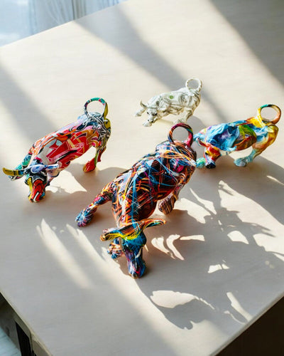 Dekorativ Skulptur Tjur "BullArt" – Unik Konst med Graveringsalternativ - 4 färgvarianter, för personlig present