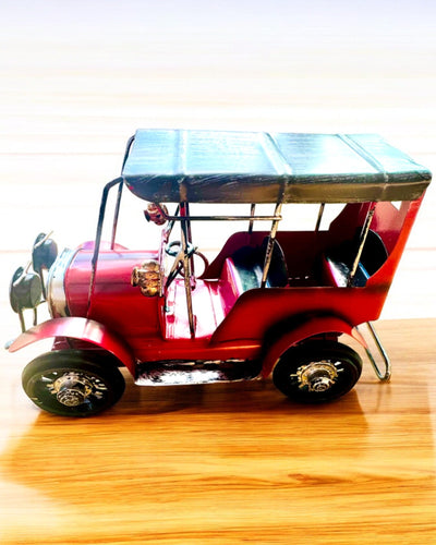 Klassisk Retro-bilmodell - tre varianter med möjlighet till gravyr som present