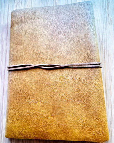 Anteckningsbok "Höstlöv" Format A5, möjlighet till personlig gravyr som present