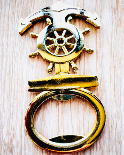 Kaptenflasköppnare - möjlighet till gravyranpassning, silverfärg