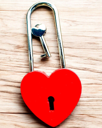 Magiska Kärlekslås med Graveringsalternativ som present, 5 färgvarianter att välja mellan