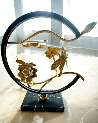 Ställ "Elegancki Owad" - för vinflaska och glas, höjd 33 cm, möjlighet till personlig gravyr som present