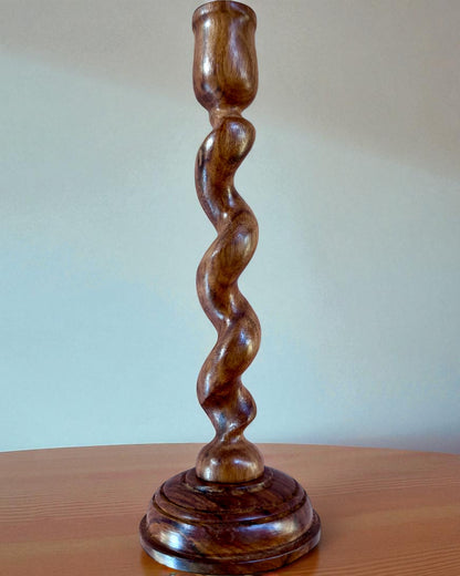 Set med 3 ljusstakar "Spiralne Ljus" 25 cm höjd, möjlighet till anpassning med gravyr som present