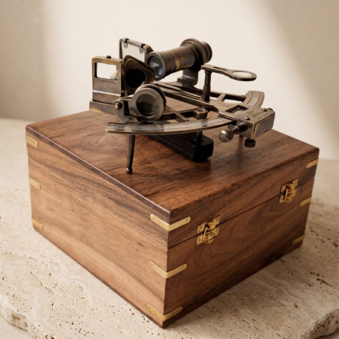 Mässingssextant i trälåda – Replik - NC1517