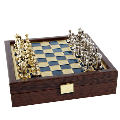 Eleganta schack i mässing, premium, 20x20cm, Bysans med personlig gravyr - perfekt present till schackspelare och historieälskare - handgjorda pjäser med guld- och silverfinish