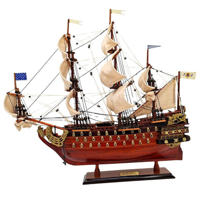Färdigmonterad modell av segelfartyget Soleil Royal 46 cm - handgjord av exotiskt trä med möjlighet till personlig gravyr
