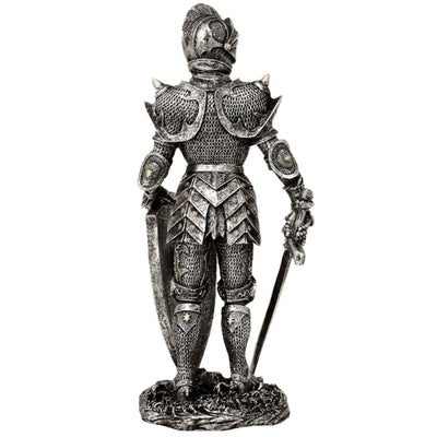 Dekorativ figur riddare i silverrustning Höjd 30 cm - MC-23053