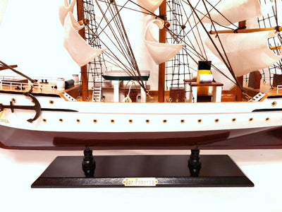 Modell av segelfartyget Dar Pomorza 80cm - DARPOM80