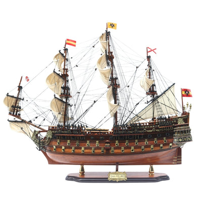 Modell av segelfartyget San Felipe 80 cm, med möjlighet till personlig gravyr