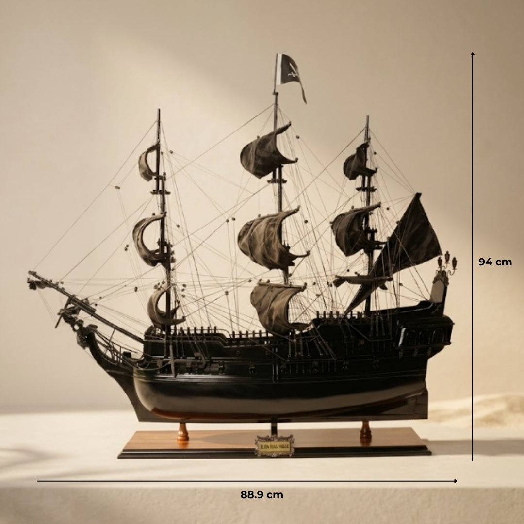 Svarta pärlan modell av piratskepp - Längd 89cm - BP80R