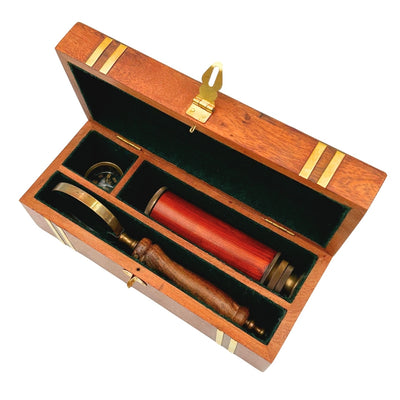 Exklusivt retro-presentset – kikare, kompass och förstoringsglas - NC102369
